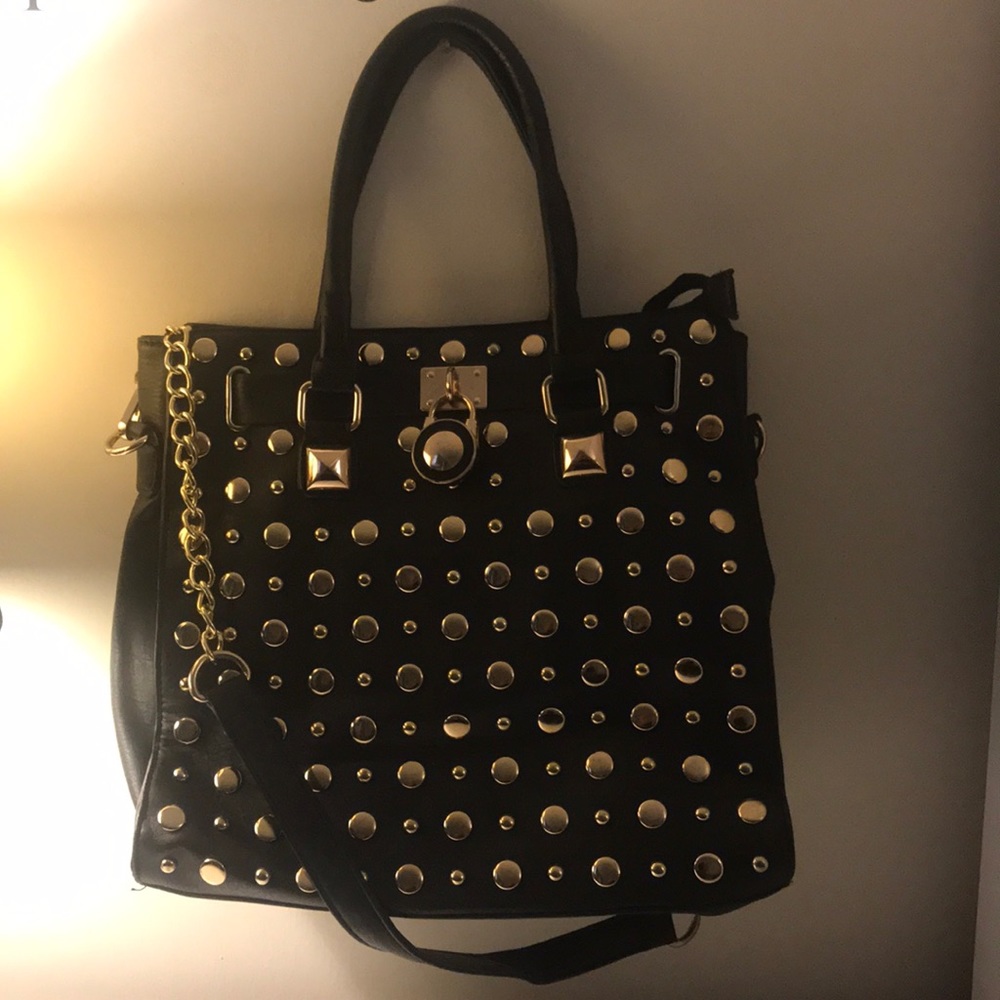 Black purse